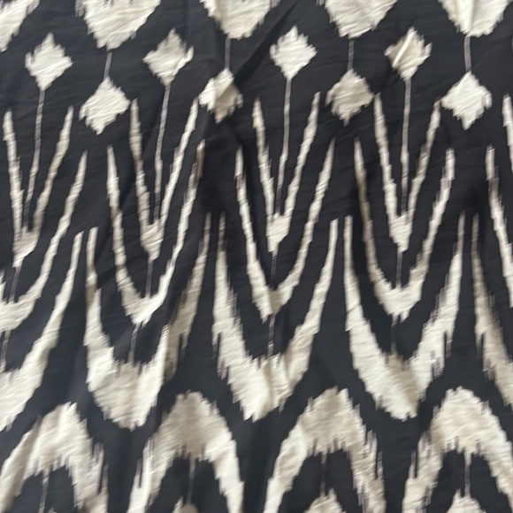 Zara Dress - Picture 3 of 16